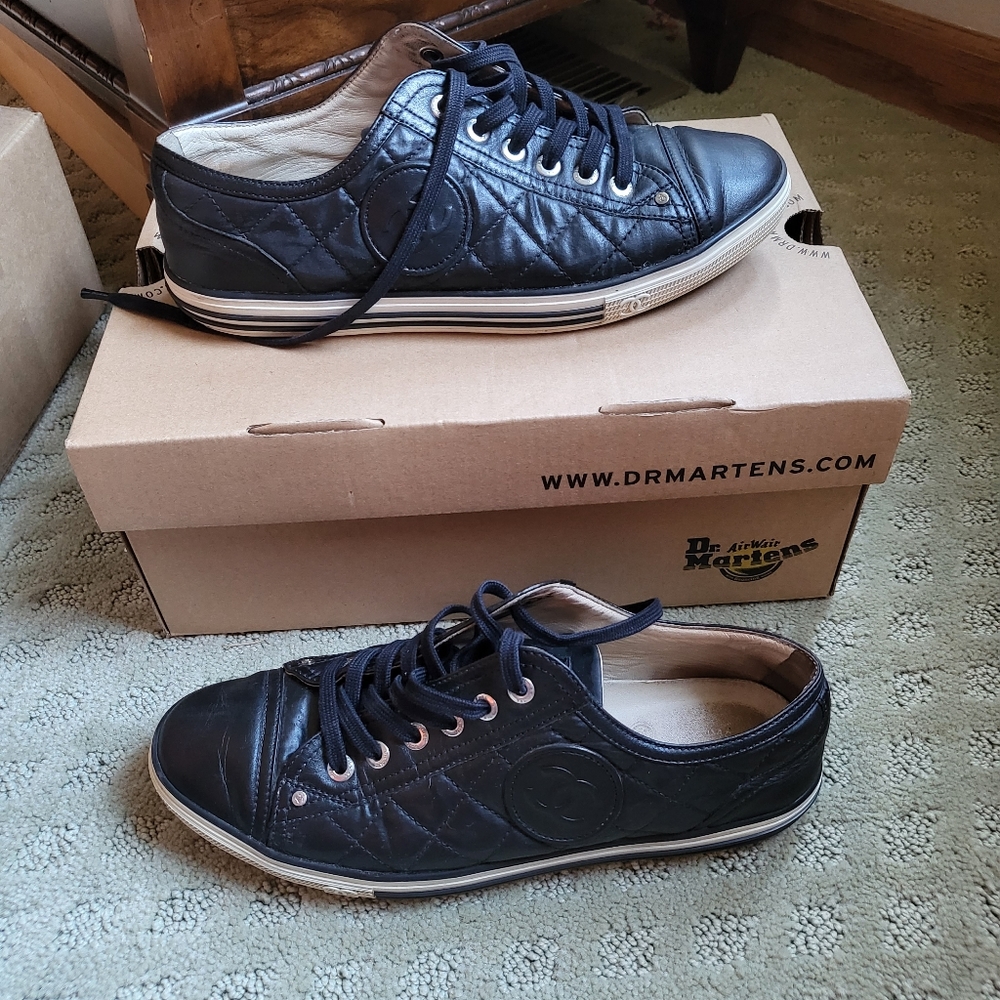 Chanel black quilted leather cc low top sneakers - Picture 3 of 8